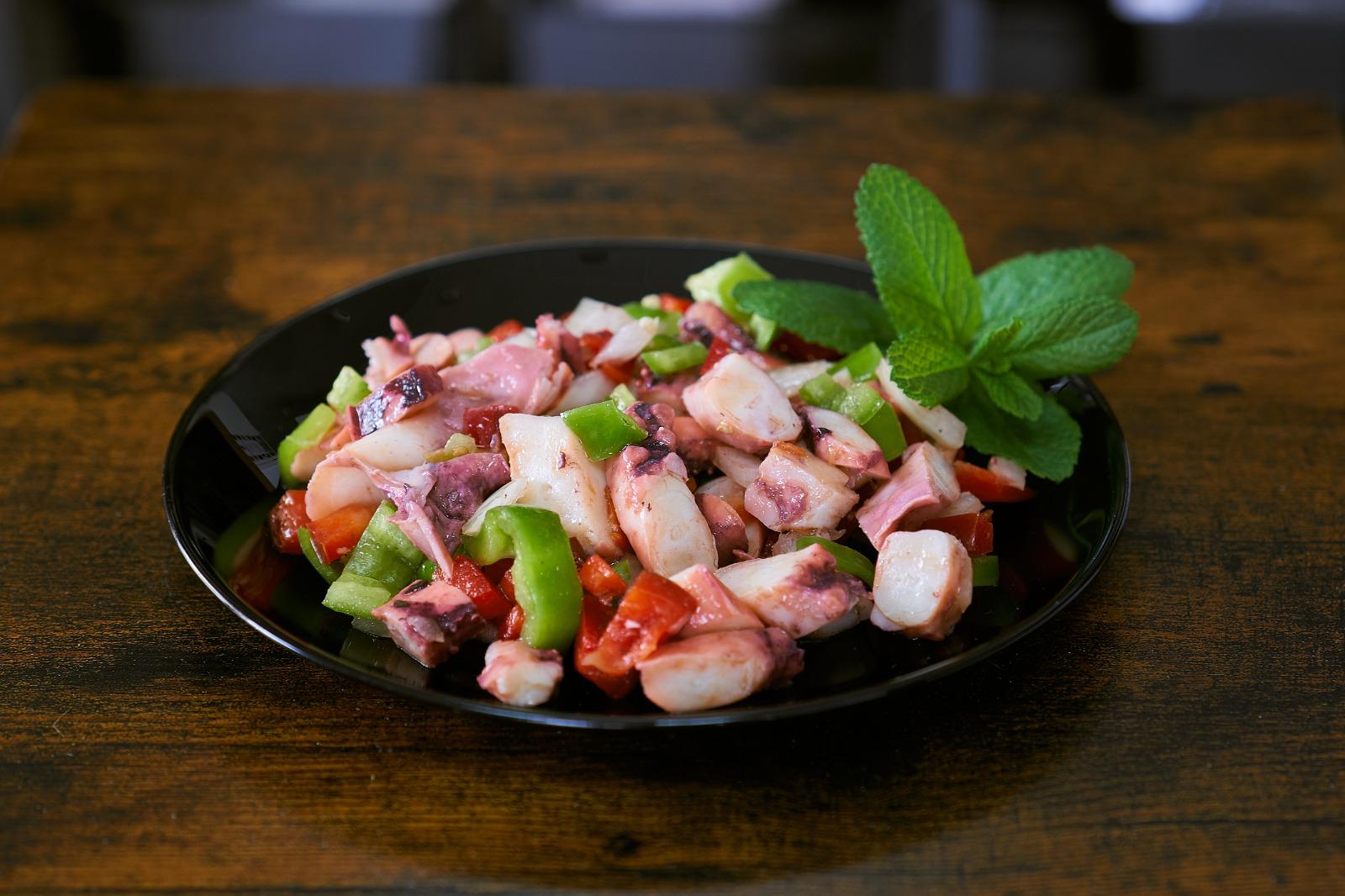 Ensalada de pulpo aliñado